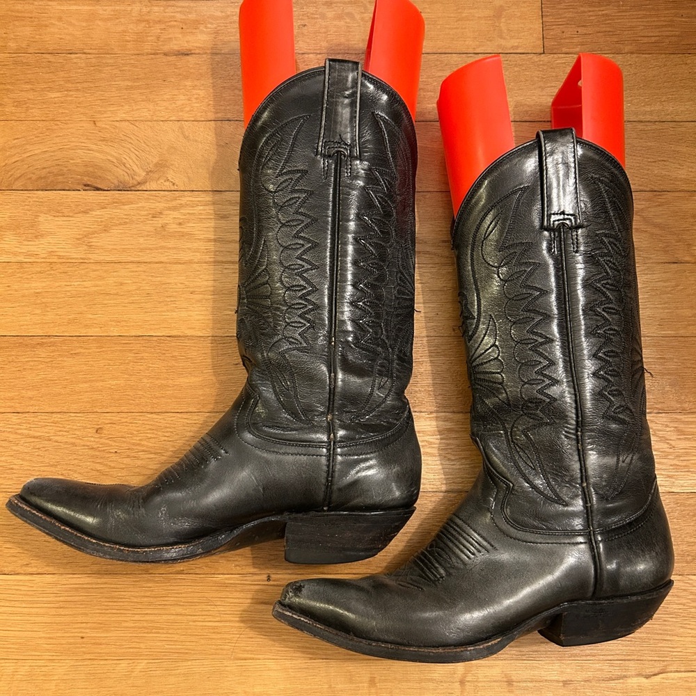 Jona Elegant Black Leather Western Boots